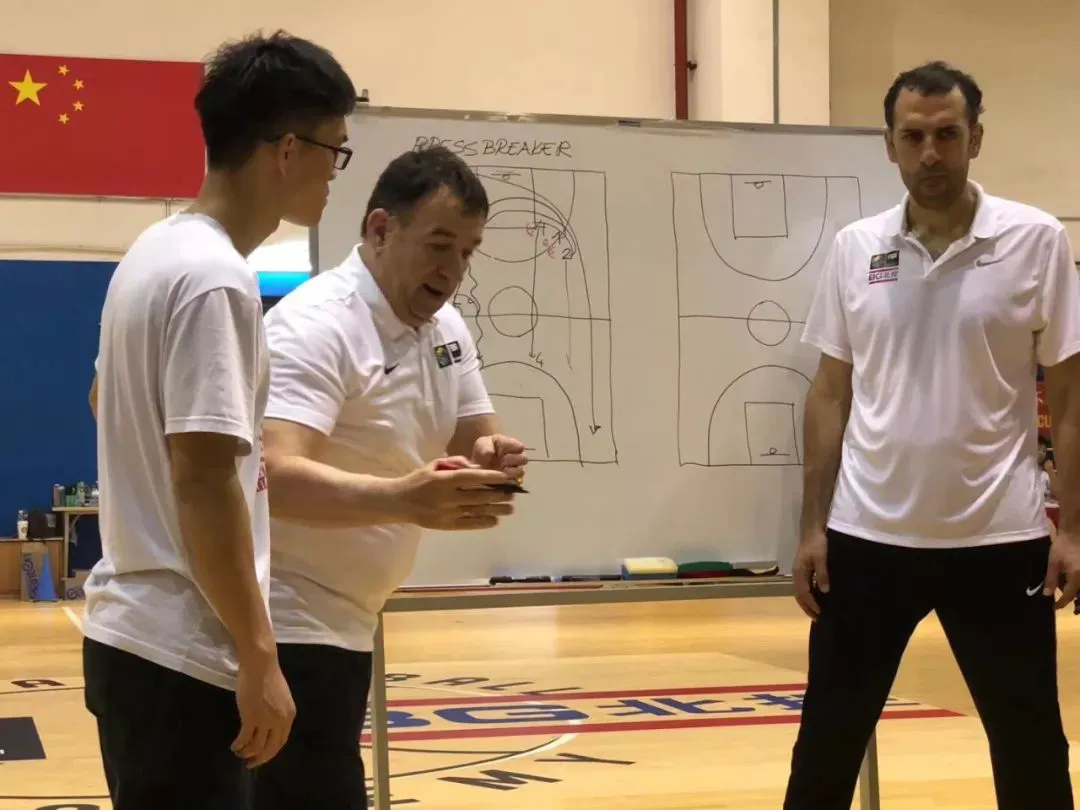 为什么篮球规则对球员发展如此重要?_0